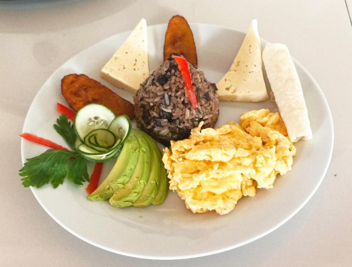 Tico Bed & Breakfast La Fortuna المظهر الخارجي الصورة